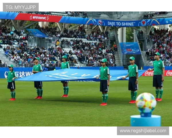 世界杯新闻播报现场直击,赛场内外最新消息全方位报道让你不错过任何精彩瞬间 世界杯新闻播报现场直击,赛场内外最新消息全方位报道让你不错过任何精彩瞬间