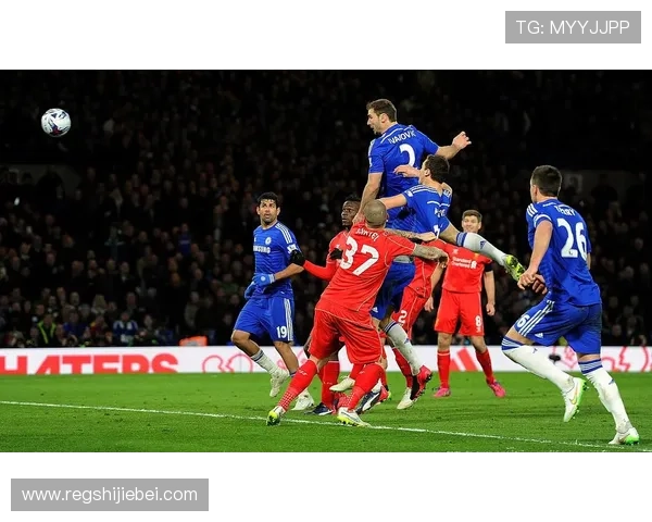 欧洲区世界杯预选赛焦点战精彩纷呈，豪门球队争夺晋级名额激烈